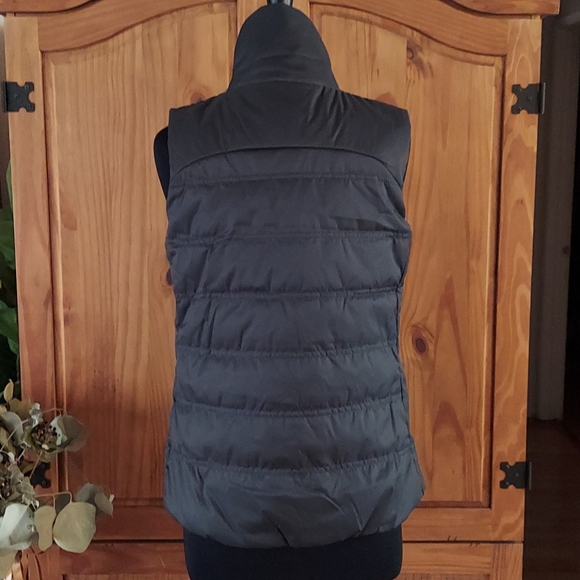 Nike - Picture 4 of 14